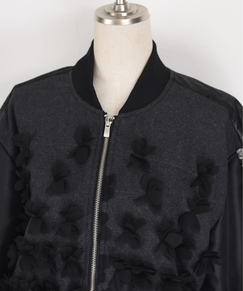 新品　今季　エイミーロウ　フラワーモチーフバルーンブルゾン　ブラック フラワーモチーフバルーンブルゾン Eimee Law│Eimee Law