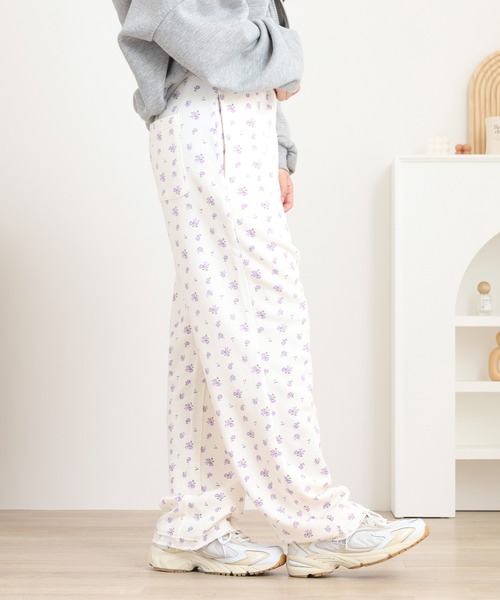 JEMORGAN(ジェーイーモーガン)の「JEMORGAN 花柄ガーゼ裏毛パンツ(スウェットパンツ・レディース・アイボリー系2/グレー系/アイボリー系3/アイボリー系1・FREE)」の22枚目の写真