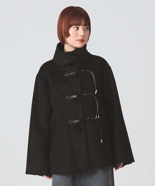 Ray BEAMS（レイビームス）の「シャギー トグルボタン ハーフ コート（その他アウター・レディース・アイボリー/ブラック・1/0）」の2枚目の写真