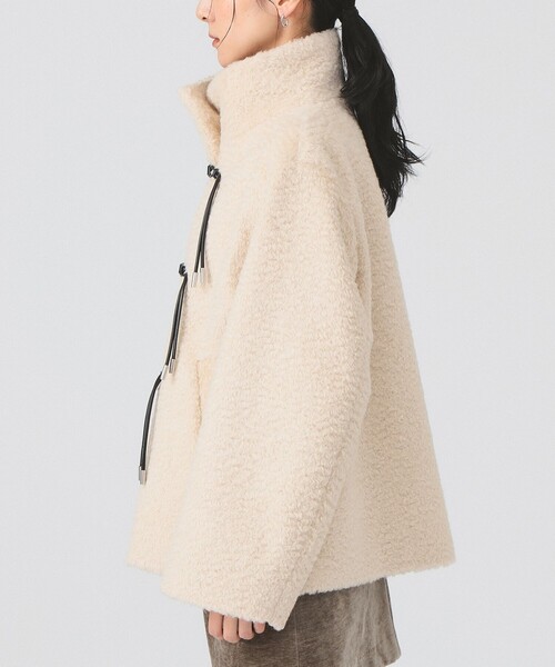 Ray BEAMS（レイビームス）の「シャギー トグルボタン ハーフ コート（その他アウター・レディース・アイボリー/ブラック・1/0）」の12枚目の写真