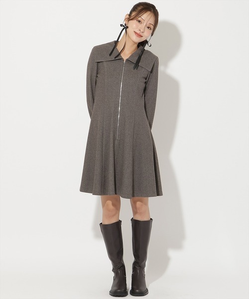 AND COUTURE（アンドクチュール）の「センターZIPミニワンピース（ワンピース・レディース・ブラウン/チャコールグレー/ブラック/ダークブラウン・FREE）」の4枚目の写真