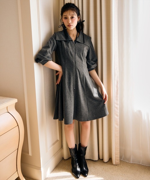 AND COUTURE（アンドクチュール）の「センターZIPミニワンピース（ワンピース・レディース・ブラウン/チャコールグレー/ブラック/ダークブラウン・FREE）」の2枚目の写真