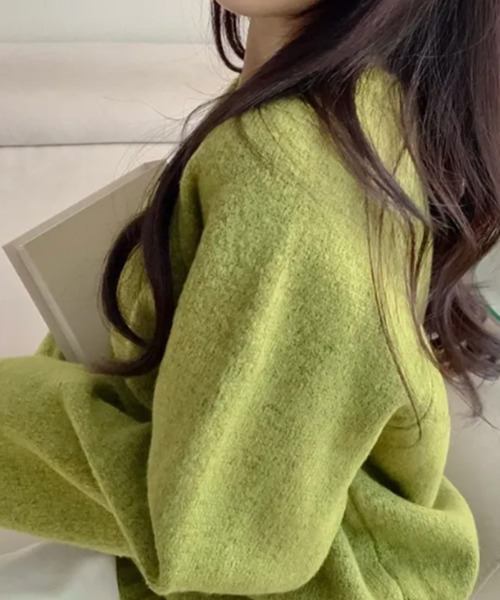 VIVID LADY(ビビッドレディー)の「Vネック ニットトップス※新色追加(ニット/セーター・レディース・ネイビー/オリーブ/グレー/レッド/オートミール/ブルー/スカイブルー/ピンク/ホワイト/イエロー・FREE)」の14枚目の写真