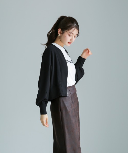 Emilyan(エミリアン)の「【 洗える・ストレッチ 】 梨地ストレッチ・ダブルジップリブブルゾン(Tシャツ/カットソー・レディース・ブラック/オフホワイト/モカ・M)」の17枚目の写真