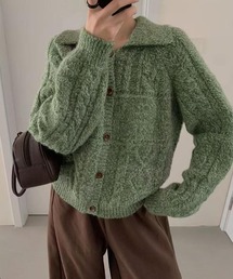 襟付きニット」に該当するグリーン・カーキ/緑色系の