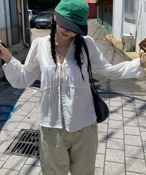 gossip!ロサンゼルス(ゴシップロサンゼルス)の「フロントリボン 楊柳風パフスリーブシャツ(シャツ/ブラウス・レディース・ホワイト・FREE)」の5枚目の写真