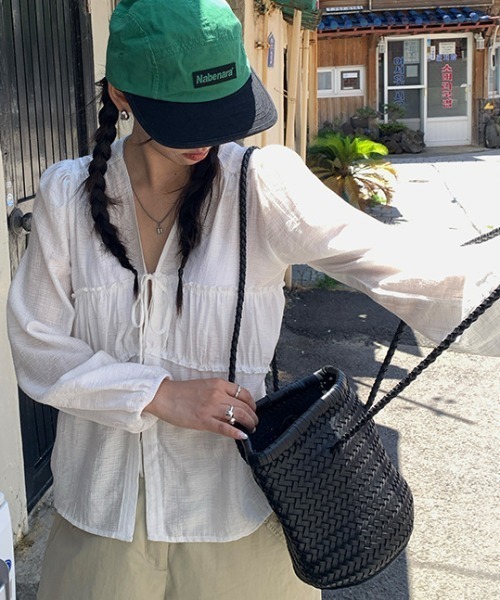 gossip!ロサンゼルス(ゴシップロサンゼルス)の「フロントリボン 楊柳風パフスリーブシャツ(シャツ/ブラウス・レディース・ホワイト・FREE)」の14枚目の写真