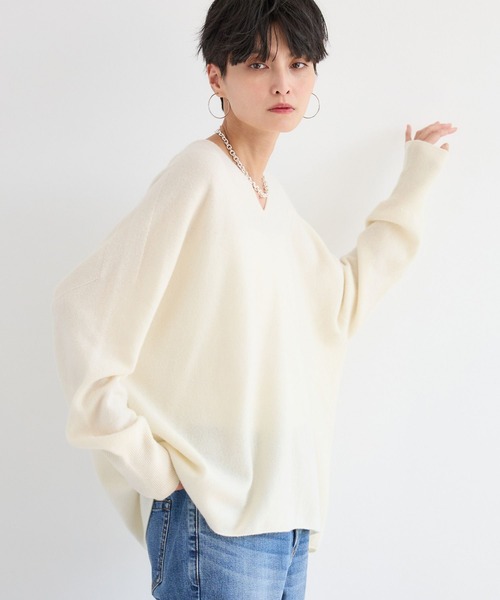 BARNYARDSTORM（バンヤードストーム）の「BARNYARDSTORM / Vネックホールガーメントニット【MADE IN JAPAN】（ニット/セーター・レディース・ライトグレー/レッド/オフホワイト/ライトベージュ/パープル・FREE）」の7枚目の写真