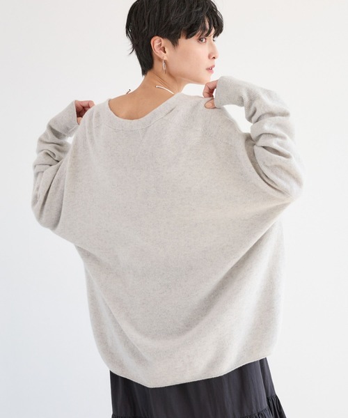 BARNYARDSTORM（バンヤードストーム）の「BARNYARDSTORM / Vネックホールガーメントニット【MADE IN JAPAN】（ニット/セーター・レディース・ライトグレー/レッド/オフホワイト/ライトベージュ/パープル・FREE）」の12枚目の写真