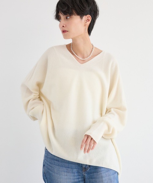 BARNYARDSTORM（バンヤードストーム）の「BARNYARDSTORM / Vネックホールガーメントニット【MADE IN JAPAN】（ニット/セーター・レディース・ライトグレー/レッド/オフホワイト/ライトベージュ/パープル・FREE）」の17枚目の写真