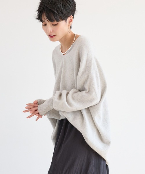 BARNYARDSTORM（バンヤードストーム）の「BARNYARDSTORM / Vネックホールガーメントニット【MADE IN JAPAN】（ニット/セーター・レディース・ライトグレー/レッド/オフホワイト/ライトベージュ/パープル・FREE）」の15枚目の写真