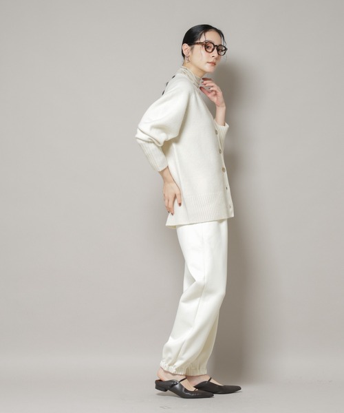 NANO universe（ナノユニバース）の「AQUAウールカシミヤVネックカーディガン（カーディガン/ボレロ・レディース・ブラウン/オフホワイト/グレー/ピンク・FREE）」の17枚目の写真