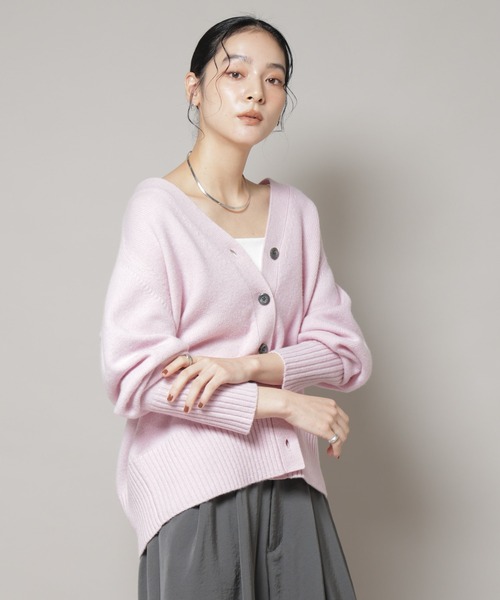 NANO universe（ナノユニバース）の「AQUAウールカシミヤVネックカーディガン（カーディガン/ボレロ・レディース・ブラウン/オフホワイト/グレー/ピンク・FREE）」の5枚目の写真