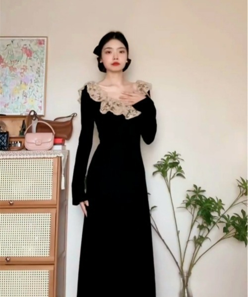 gossip！ロサンゼルス（ゴシップロサンゼルス）の「【Y2Kガーリー】レースフリルカラー付きヴィンテージワンピース／ロング丈（ワンピース・レディース・ブラック・FREE）」の14枚目の写真