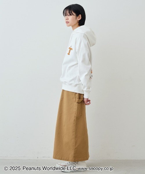 THREE FIFTY STANDARD(スリーフィフティースタンダード)の「PEANUTS〈スヌーピー&フレンズ〉 フライング・エースがプリントされたパーカー(パーカー・レディース・ホワイト/チャコールグレー・M/L)」の17枚目の写真