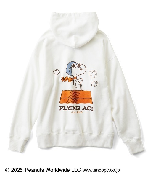 THREE FIFTY STANDARD(スリーフィフティースタンダード)の「PEANUTS〈スヌーピー&フレンズ〉 フライング・エースがプリントされたパーカー(パーカー・レディース・ホワイト/チャコールグレー・M/L)」の4枚目の写真