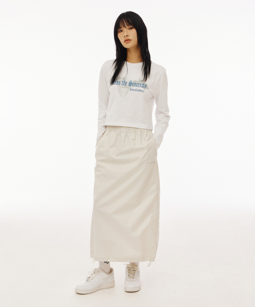 1993STUDIO(1993スタジオ)の「グロッシーストリングロングスカート_クリーム(スカート・レディース・その他・SMALL/MEDIUM)」の5枚目の写真