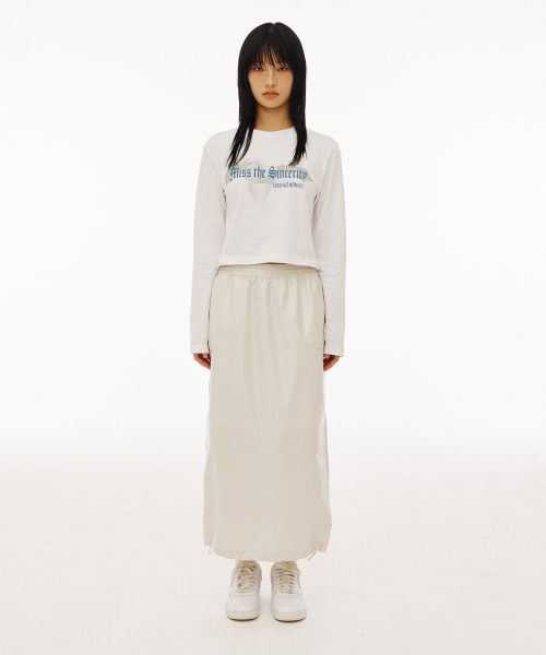 1993STUDIO(1993スタジオ)の「グロッシーストリングロングスカート_クリーム(スカート・レディース・その他・SMALL/MEDIUM)」の6枚目の写真