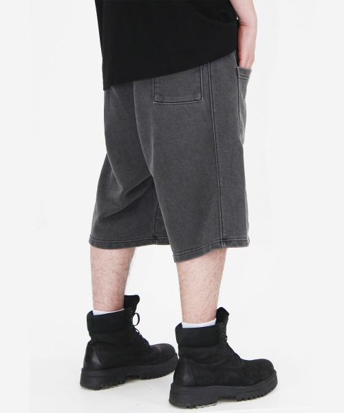 CRIGUN（クリガン）の「ポケットバミューダパンツピグメントBLACK（その他パンツ・レディース・ブラック・MEDIUM/LARGE/X-LARGE）」の2枚目の写真