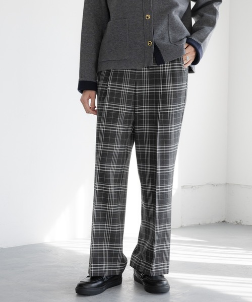 Elura(エルーラ)の「スリムウォームセミフレアパンツ<低身長サイズあり>/605971(その他パンツ・レディース・グレー系その他/ライトピンク/チャコールグレー/グレー/ネイビー/ライトグレー・MEDIUM/LARGE/FREE(S))」の3枚目の写真