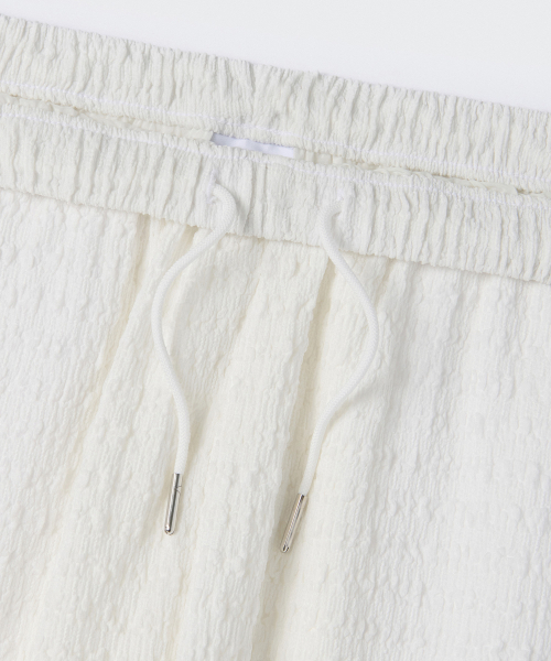 MUSINSA STANDARD WOMAN（ムシンサスタンダードウーマン）の「ウィメンズスモークドワイドバンディングパンツ[アイボリー]（スウェットパンツ・レディース・その他・30/24/26/28）」の3枚目の写真