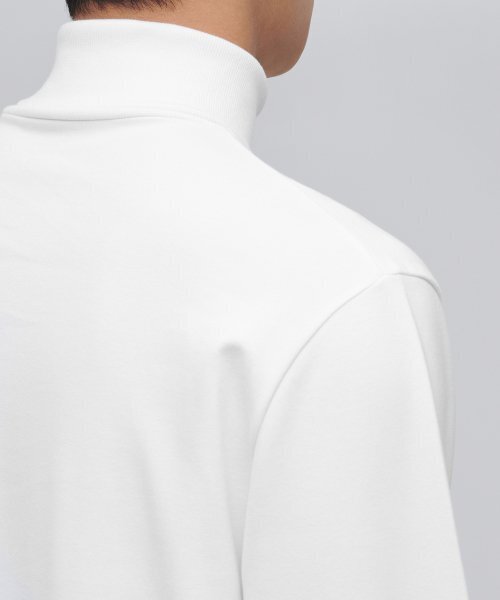MUSINSA STANDARD（ムシンサスタンダード）の「フォンテタートルネック長袖Tシャツ[オフホワイト]（Tシャツ/カットソー・メンズ・その他・SMALL/MEDIUM/LARGE/X-LARGE/XX-LARGE/XXX-LARGE）」の6枚目の写真