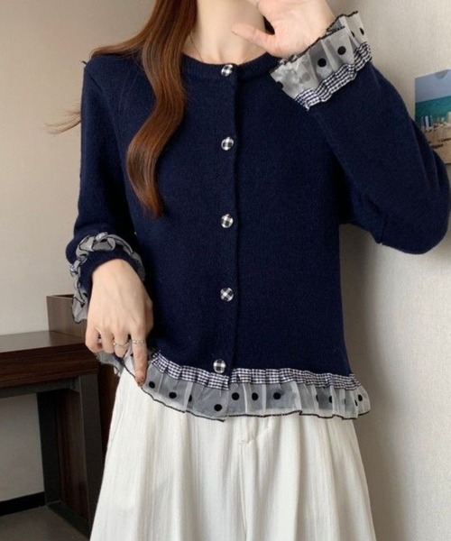 SPIGA(スピーガ)の「チェック×水玉クルーネックニットカーディガン(カーディガン/ボレロ・レディース・アイボリー/グレー/ブルー/ネイビー・FREE)」の3枚目の写真