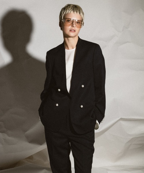 CINOH(チノ)の「BLACK FORMAL NO COLLAR JACKET(ノーカラージャケット・レディース・ブラック/ネイビー/ネイビー系・36/40/38)」の17枚目の写真