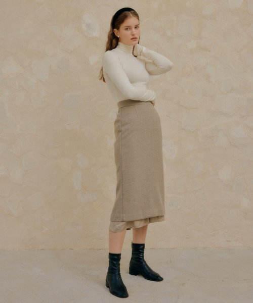 YUPPE(ヨッペ)の「LAYERED SKIRT_BEIGE(スカート・レディース・その他・MEDIUM/SMALL)」の4枚目の写真
