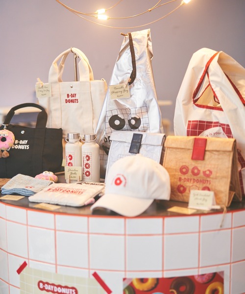 BIRTHDAY BAR（バースデイバー）の「≪BIRTHDAY BARオリジナル≫【B-DAY DONUTS】ドーナッツエコバック（トートバッグ・レディース・シルバー/ホワイト・0）」の6枚目の写真
