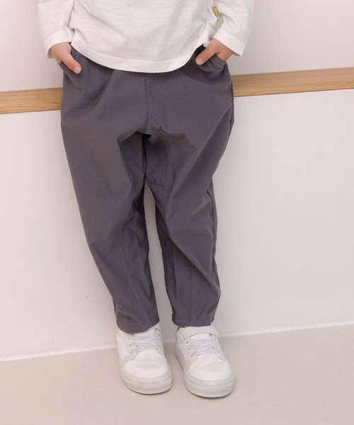 MAKE YOUR DAY(メイクユアデイ)の「ぐいんぐいんのストレッチテーパードパンツ■80~140cm(その他パンツ・キッズ・チャコールグレー/アイボリー/オリーブ・80/90/100/110/120/130/140)」の9枚目の写真