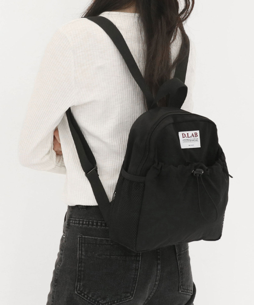 D.LAB（ディラップ）の「クイングミニバックパック [レーザー刻印オリングキーホルダー付き] - ブラック（バックパック/リュック・レディース・その他・FREE）」の3枚目の写真