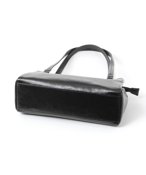 LAKOLE（ラコレ）の「3ポケット横長バッグ / 635602（ハンドバッグ・レディース・オフホワイト/ブラック・FREE）」の8枚目の写真