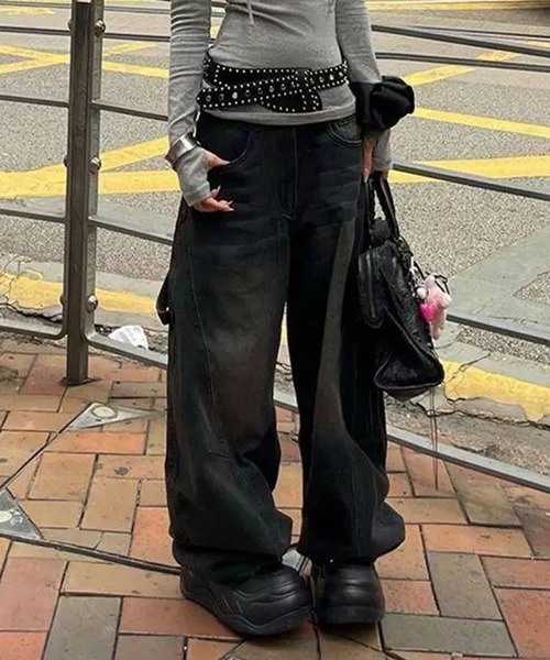 ＆soiree（アンドソワレ）の「アメリカンアーチロゴワイドデニムパンツ（デニムパンツ・レディース・ブラック・X-LARGE/LARGE/MEDIUM/SMALL）」の3枚目の写真