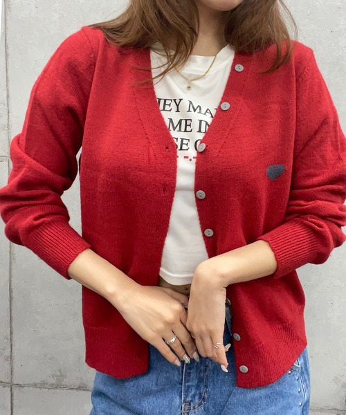 ROGER AND RAW(ロジャーアンドロウ)の「配色ボタンハートジャガードニットカーディガン(カーディガン/ボレロ・レディース・グレー/ホワイト/レッド/チャコールグレー・FREE)」の21枚目の写真