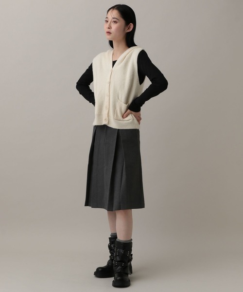 3.3 Field Trip （3.3フィールドトリップ）の「3.3 Field Trip／ボタンフード付きベスト（ベスト・レディース・ブラック/アイボリー/グレー・FREE）」の4枚目の写真