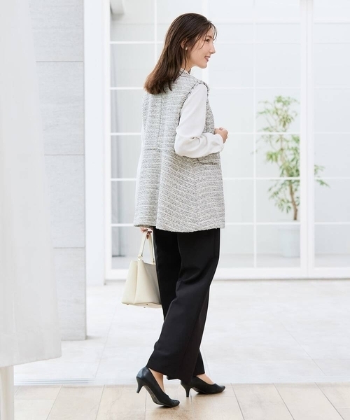 a.v.v（アーヴェヴェ）の「ミックスツイードペプラムジレ（その他アウター・レディース・アイボリー/チャコールグレー・36/38/40）」の9枚目の写真