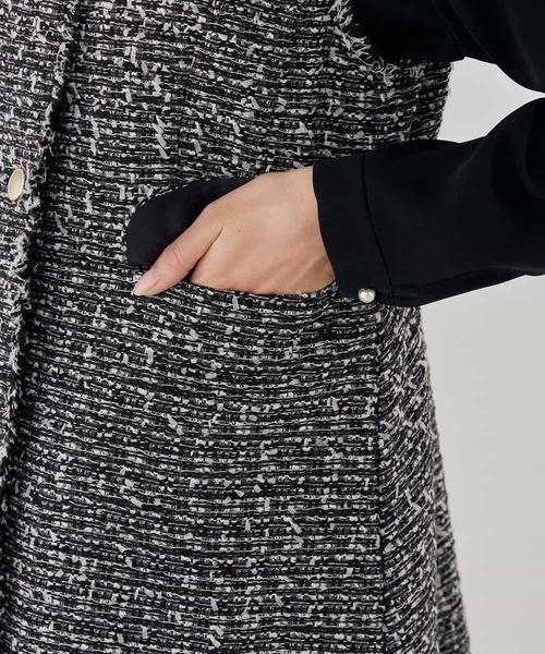 a.v.v（アーヴェヴェ）の「ミックスツイードペプラムジレ（その他アウター・レディース・アイボリー/チャコールグレー・36/38/40）」の14枚目の写真