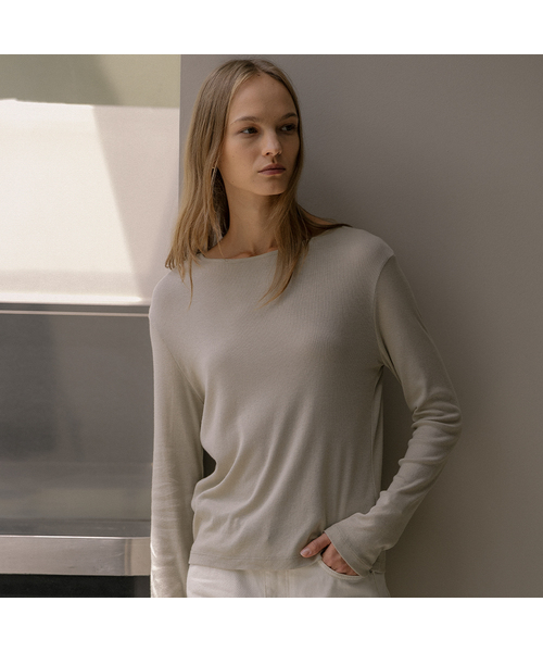 KNOWNBETTER（ノウンベター）の「Lace label longsleeve T-shirt [KNFW02TS14]_[4color]（Tシャツ/カットソー・レディース・ライトグレー/ブラック/アイボリー/Beige・FREE）」の4枚目の写真