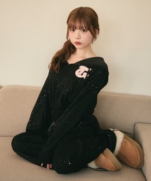 TITTY&CO.（ティティーアンドコー）の「ファーロゴラメスウェットパーカー（パーカー）」