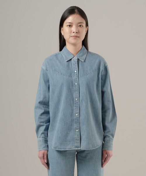 Levi's(リーバイス)の「Levi's/リーバイス BLUETAB(TM) RIDER シャツ(シャツ/ブラウス・レディース・ブルー・XS/S/M)」の3枚目の写真