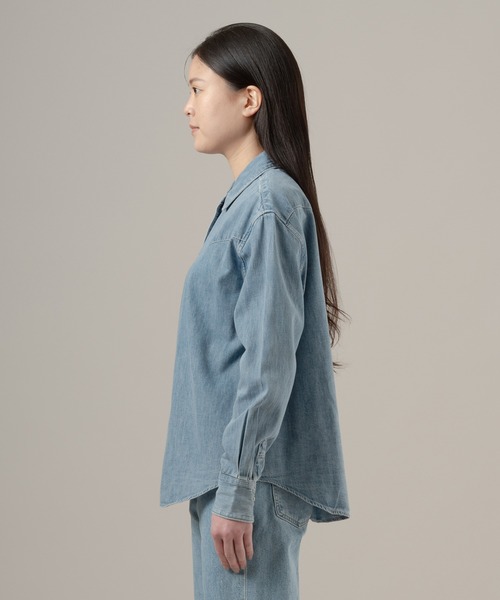 Levi's(リーバイス)の「Levi's/リーバイス BLUETAB(TM) RIDER シャツ(シャツ/ブラウス・レディース・ブルー・XS/S/M)」の4枚目の写真