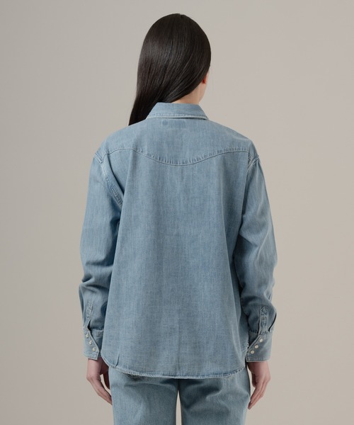 Levi's(リーバイス)の「Levi's/リーバイス BLUETAB(TM) RIDER シャツ(シャツ/ブラウス・レディース・ブルー・XS/S/M)」の5枚目の写真