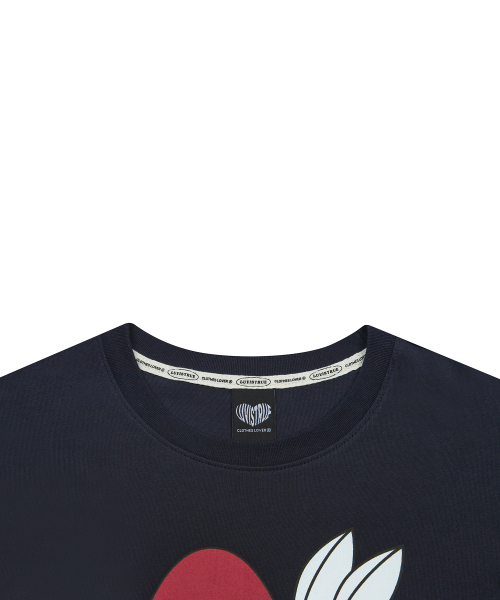 LUVISTRUE(ラヴイズトゥルー)の「SM STRAWBERRY RABBIT TEE(NAVY)(Tシャツ/カットソー・レディース・その他・FREE)」の4枚目の写真
