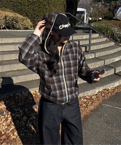 sedacle(セダクル)の「リバーシブルチェックジップパーカー(パーカー・メンズ・グレー/ベージュ/レッド・SMALL/MEDIUM/LARGE)」の20枚目の写真