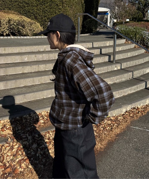 sedacle(セダクル)の「リバーシブルチェックジップパーカー(パーカー・メンズ・グレー/ベージュ/レッド・SMALL/MEDIUM/LARGE)」の21枚目の写真