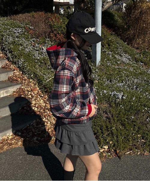 sedacle(セダクル)の「リバーシブルチェックジップパーカー(パーカー・メンズ・グレー/ベージュ/レッド・SMALL/MEDIUM/LARGE)」の10枚目の写真