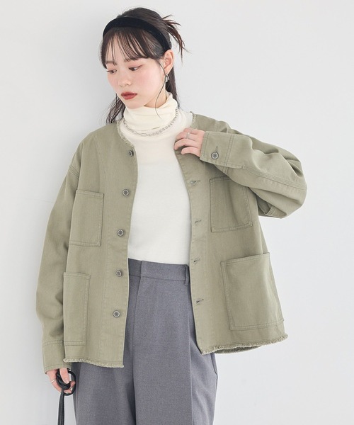 earth music&ecology（アースミュージックアンドエコロジー）の「ノーカラーカバーオール（カバーオール・レディース・ライトグリーン・FREE）」の5枚目の写真