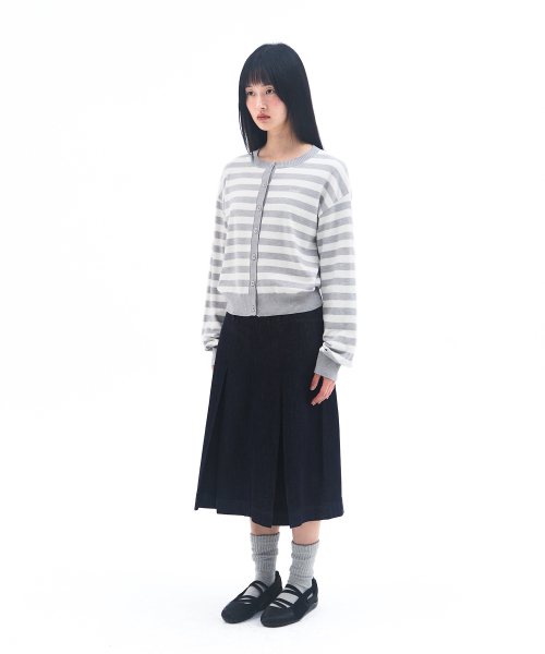 AMESWORLDWIDE(アメスワールドワイド)の「STRIPE ROUND NECK CARDIGAN GREY(カーディガン/ボレロ・レディース・その他・FREE)」の4枚目の写真