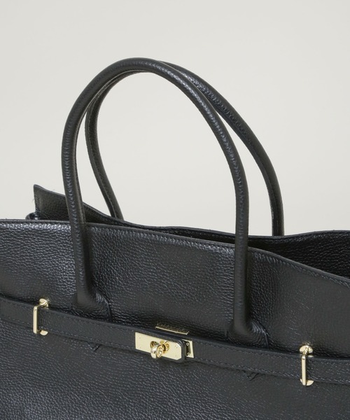 AULENTTI（オウレンティ）の「AULENTTI/レザーターンロックモチーフビッグトート（トートバッグ・レディース・ブラック・FREE）」の4枚目の写真